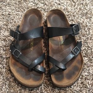 Women’s Black Strap Mayari Birkenstock Sandals